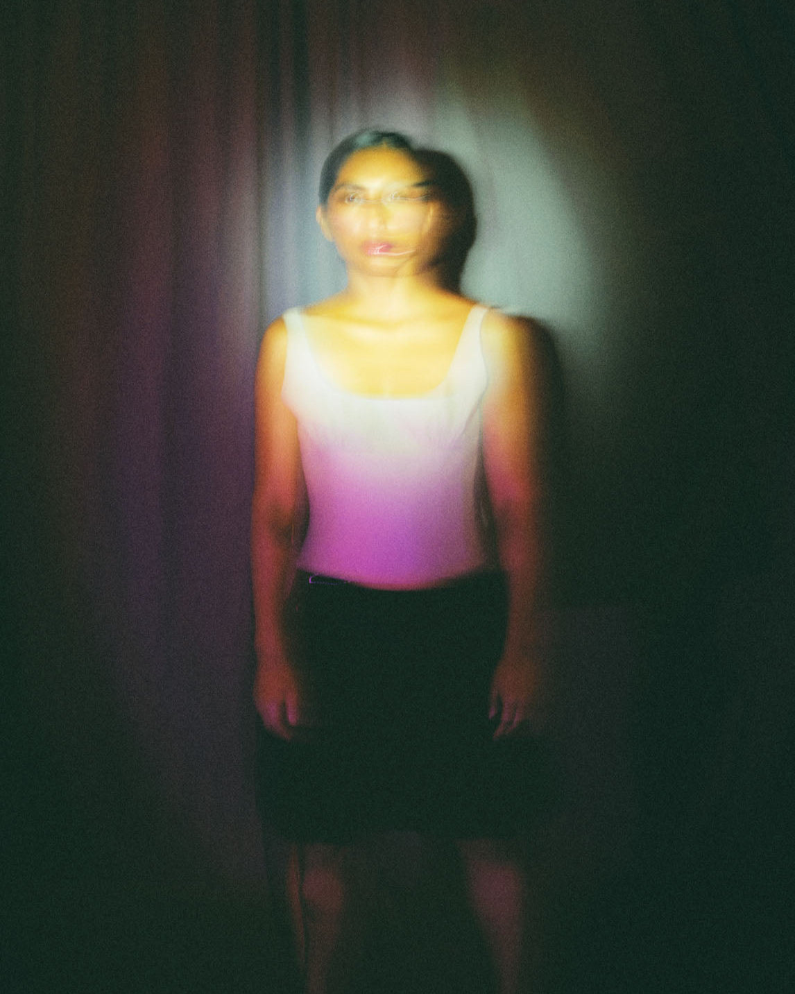 blurry images of gray cotton corset top with scoop neckline and adjustable ribbon ties by Mariana by Alba.